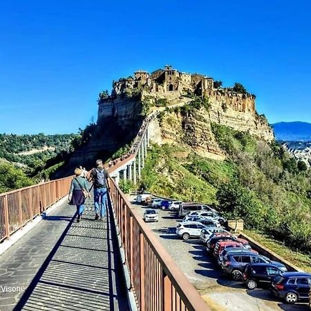 La Semplicita Del Borgo Apartment Bagnoregio Luaran gambar